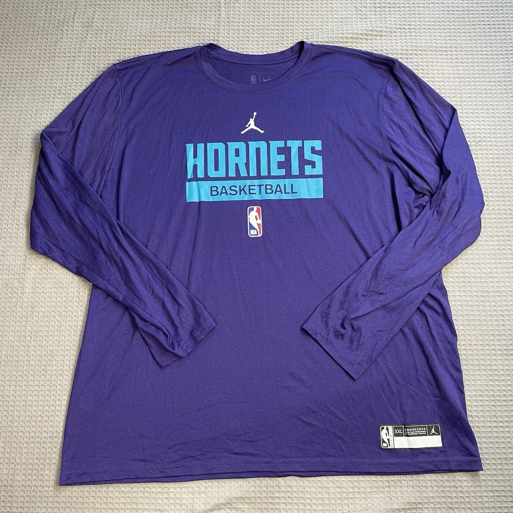 Charlotte Hornets Long Sleeve Tee Shirt XXL Adult Nike Jordan NBA Purple